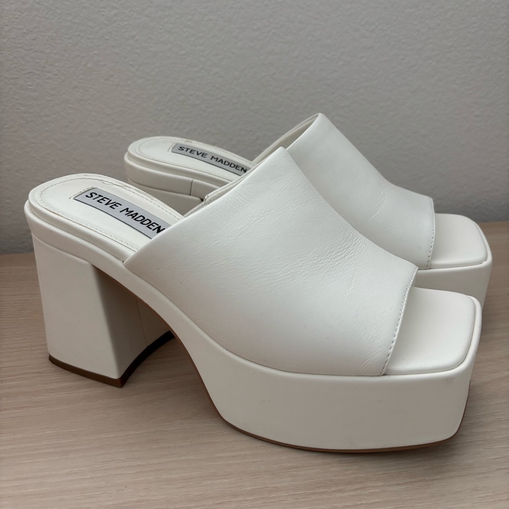 Steve Madden Women's White Platform Mules